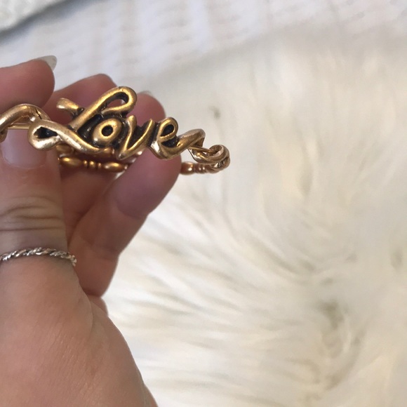 A l e x  a n d  A n i • Love energy bracelet - Picture 3 of 4